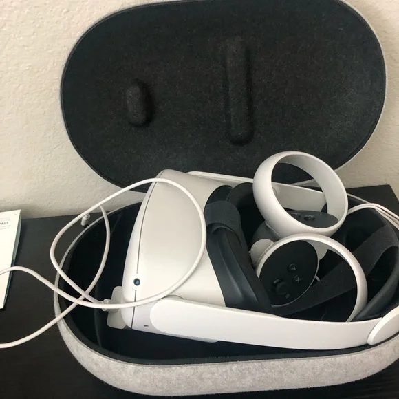 Oculus quest 2 - Picture 3 of 3